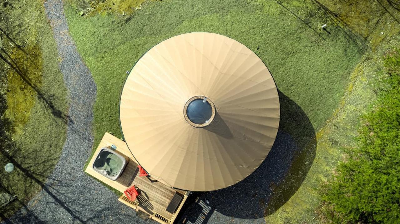 Modern Yurt W River Access, Hot Tub, Wifi & Grill Wardensville Dış mekan fotoğraf