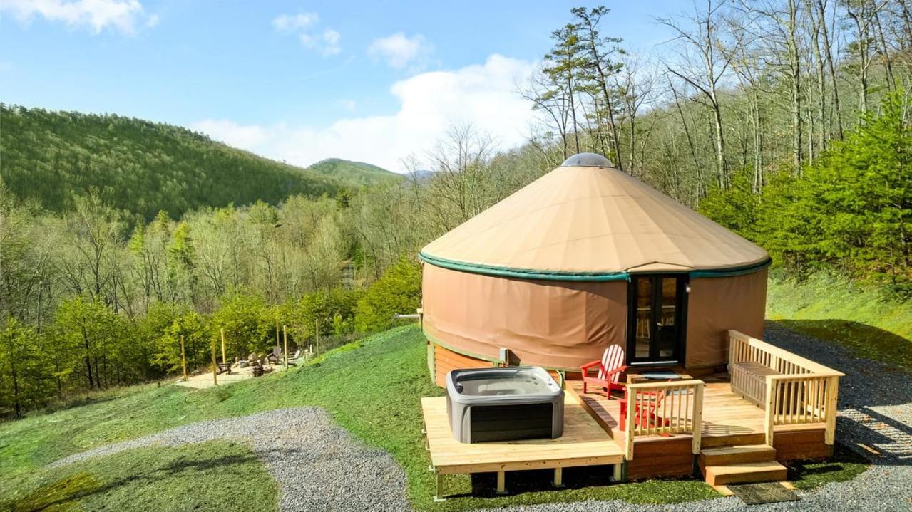 Modern Yurt W River Access, Hot Tub, Wifi & Grill Wardensville Dış mekan fotoğraf